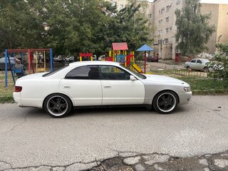 1993 Toyota Chaser V (X90), белый, 550000 рублей, вид 2