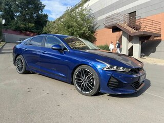 2020 Kia K5 III, синий, 2600000 рублей, вид 3