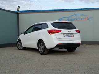 2017 Kia Ceed II Рестайлинг, белый, 1164000 рублей, вид 5