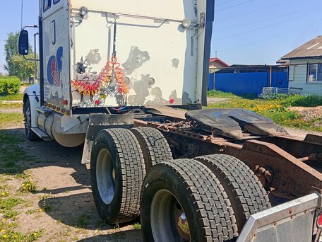 2004 International 9000 Series, белый, 1400000 рублей, вид 2