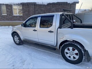 2006 Nissan Navara (Frontier) III (D40), серебристый, 800000 рублей, вид 5