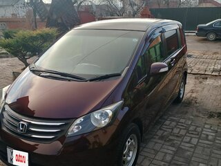2011 Honda Freed I Рестайлинг, красный, 1120000 рублей, вид 2