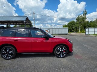 2024 Mini Countryman JCW John Cooper Works III, красный, 7250000 рублей, вид 2