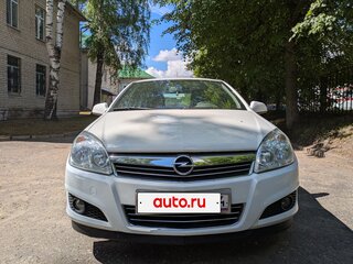 2012 Opel Astra H Рестайлинг, белый, 750000 рублей, вид 3