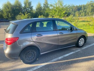 2013 Mercedes-Benz B-Класс 180 II (W246), серый, 1030000 рублей, вид 2