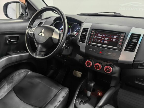 2012 Mitsubishi Outlander II Рестайлинг, чёрный, 1430000 рублей - вид 13