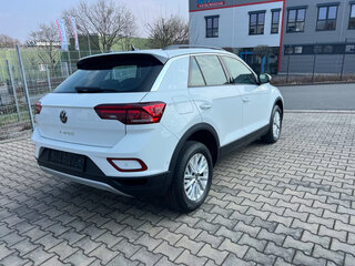2026 Volkswagen T-Roc I Рестайлинг, белый, 3479138 рублей, вид 5
