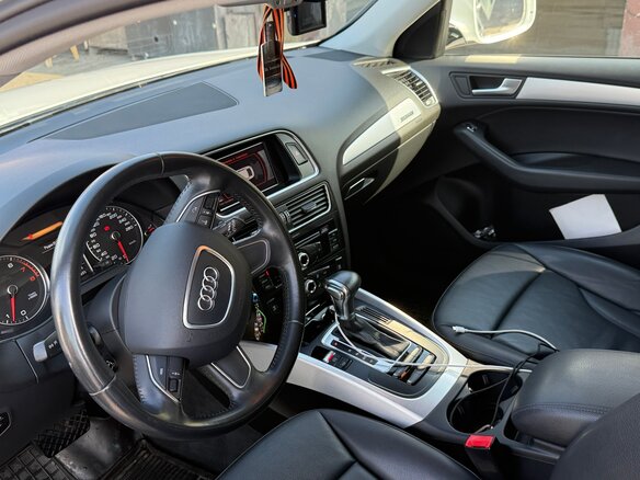 2016 Audi Q5 I (8R) Рестайлинг, белый, 3000000 рублей - вид 5