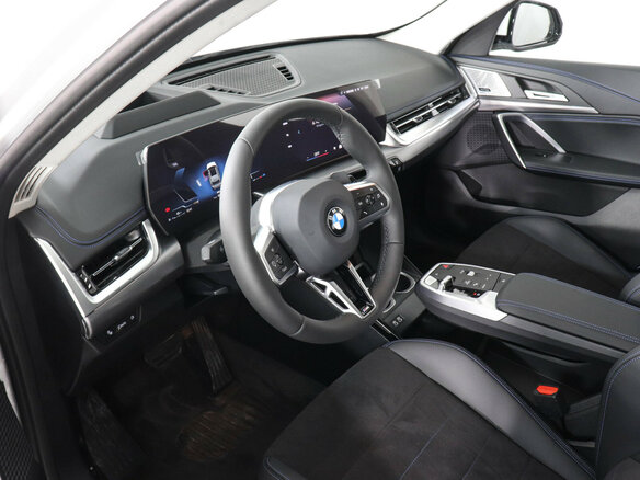 2026 BMW X1 Long 25Li xDrive III (U11/U12), белый, 6605968 рублей - вид 8