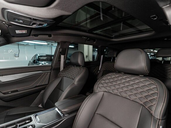 2026 Geely Okavango I Рестайлинг, серый, 3993990 рублей - вид 11