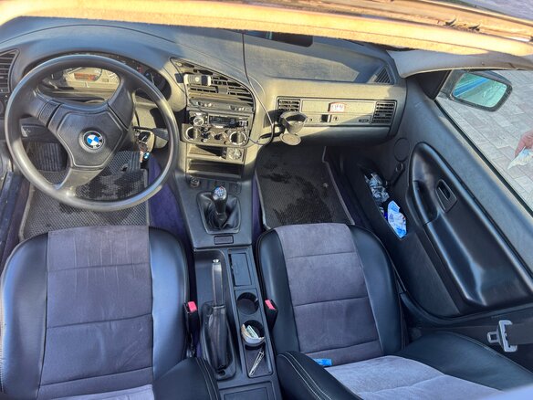1993 BMW 3 серии 318i III (E36), чёрный, 500000 рублей - вид 8