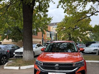 2021 Volkswagen Taos I, оранжевый, 2700000 рублей, вид 2
