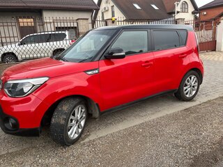 2018 Kia Soul II Рестайлинг, красный, 1570000 рублей, вид 5