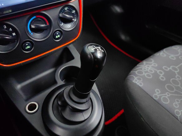 2007 Ford Fiesta Mk5, красный, 261000 рублей - вид 15