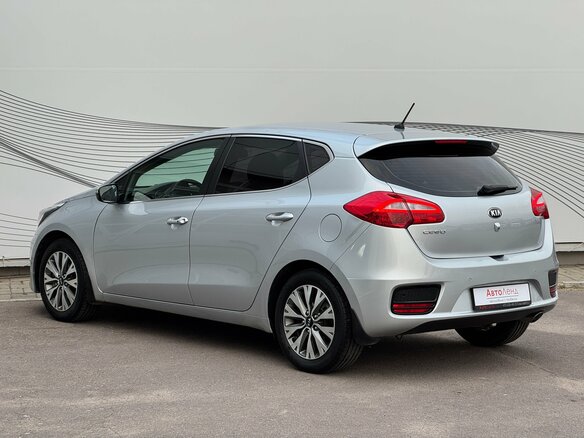 2015 Kia Ceed II Рестайлинг, серебристый, 1190000 рублей - вид 5