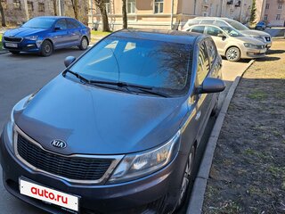 2013 Kia Rio III, серый, 610000 рублей, вид 1