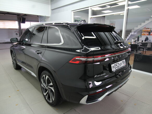 2024 Geely Monjaro I, чёрный, 3000000 рублей - вид 4