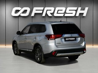 2016 Mitsubishi Outlander III Рестайлинг 2, серебристый, 2049000 рублей, вид 2