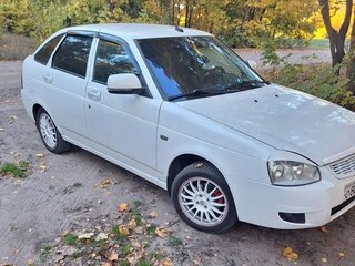 2013 Lada (ВАЗ) Priora I Рестайлинг, белый, 515000 рублей, вид 2