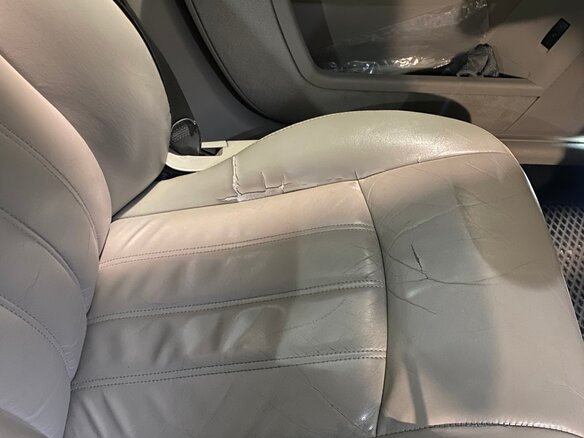 2006 Chrysler 300C I, серебристый, 1500000 рублей - вид 10