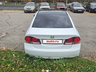 2011 Honda Civic VIII Рестайлинг, белый, 670000 рублей, вид 3