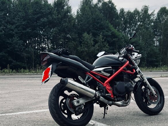 1998 Suzuki Bandit GSF 400, чёрный, 250000 рублей - вид 1