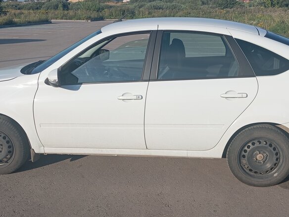 2023 Lada (ВАЗ) Granta Euro-2 I Рестайлинг, белый, 670000 рублей - вид 1