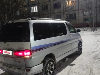 1997 Toyota HiAce H100, серебристый, 550000 рублей, вид 2