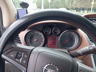 2014 Opel Mokka I, чёрный, 1050000 рублей, вид 5