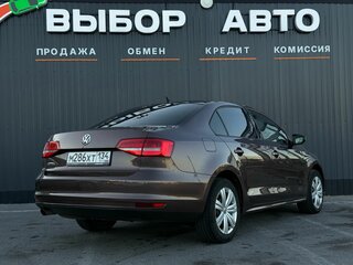 2015 Volkswagen Jetta VI Рестайлинг, коричневый, 1050000 рублей, вид 2