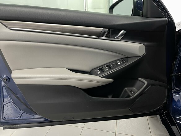 2019 Honda Accord X, синий, 2099000 рублей - вид 16