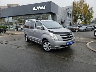 2015 Hyundai Grand Starex I, серый, 2020000 рублей, вид 3