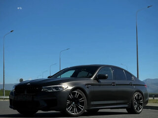 2018 BMW M5 VI (F90), коричневый, 6450000 рублей, вид 2