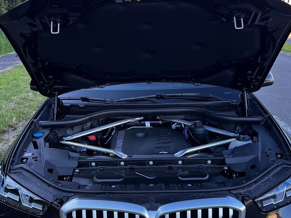 2023 BMW X5 Long 40Li IV (G05/G18) Рестайлинг, чёрный, 7300000 рублей - вид 4