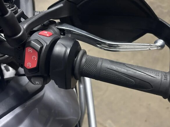 2024 Triumph Tiger 900, серый, 1700000 рублей - вид 14