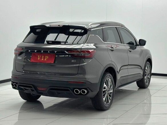 2023 Geely Coolray (Binyue) I, серый, 1350000 рублей - вид 5