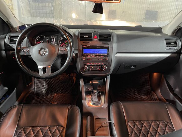 2010 Volkswagen Jetta V, чёрный, 690000 рублей - вид 21