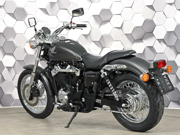 2011 Honda Shadow 750, серый, 677000 рублей - вид 7