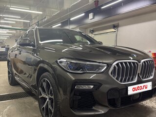 2021 BMW X6 40i III (G06), серый, 8200000 рублей, вид 3