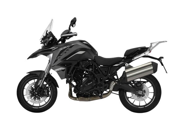 2026 Benelli TRK 702, зелёный, 596800 рублей