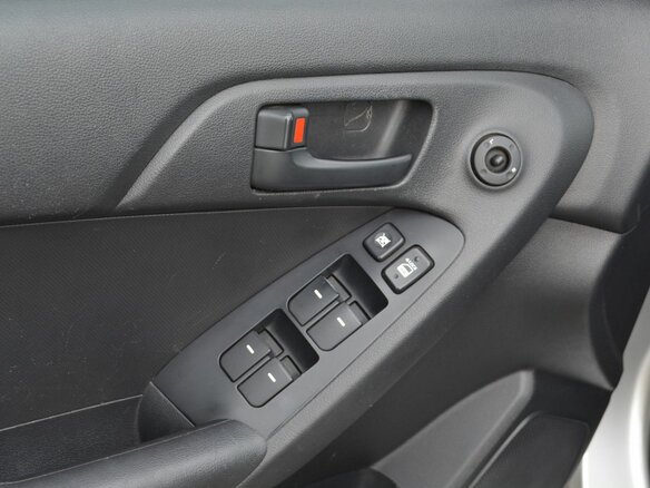 2009 Kia Cerato 5-speed II, серебристый, 849999 рублей - вид 13