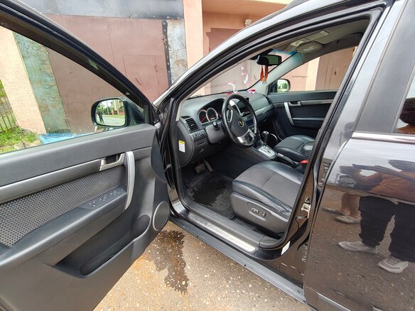 2010 Chevrolet Captiva I, чёрный, 900000 рублей - вид 8