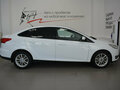 2015 Ford Focus III Рестайлинг, белый - вид 2