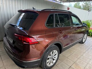 2021 Volkswagen Tiguan II Рестайлинг, коричневый, 3000000 рублей, вид 5