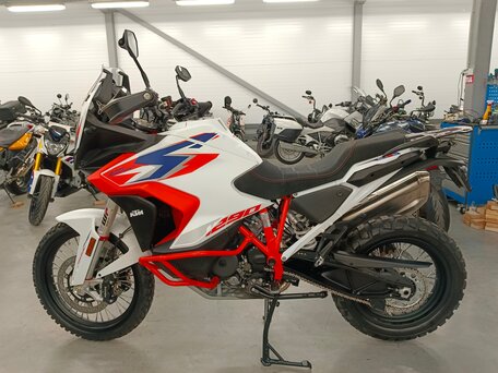2023 KTM 1290 Super Adventure R, оранжевый, 1800000 рублей, вид 4