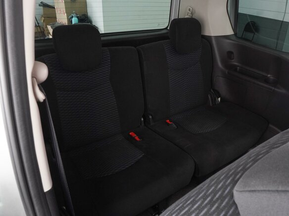 2011 Nissan Serena IV (C26), серый, 1259000 рублей - вид 11