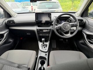 2022 Toyota Yaris Cross I, чёрный, 1100010 рублей, вид 5