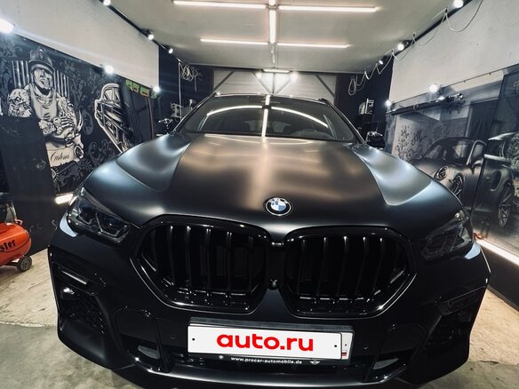 2020 BMW X6 M50i III (G06), белый, 7000000 рублей