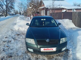 2006 Skoda Octavia II (A5), зелёный, 350000 рублей, вид 2