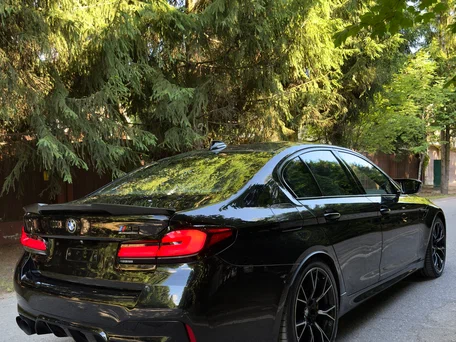 2020 BMW M5 Competition VI (F90) Рестайлинг, чёрный, 6200000 рублей, вид 4
